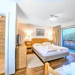 Eichenhof 10 דירה *