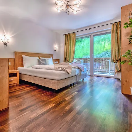 Eichenhof 10 * Zell am See