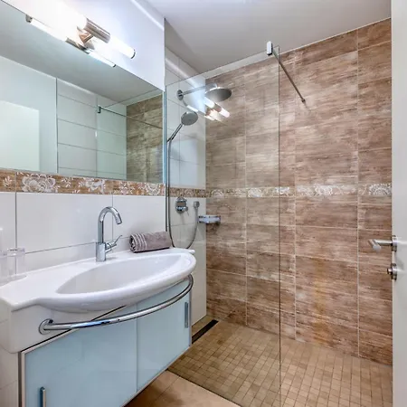 아파트 Eichenhof 10 *